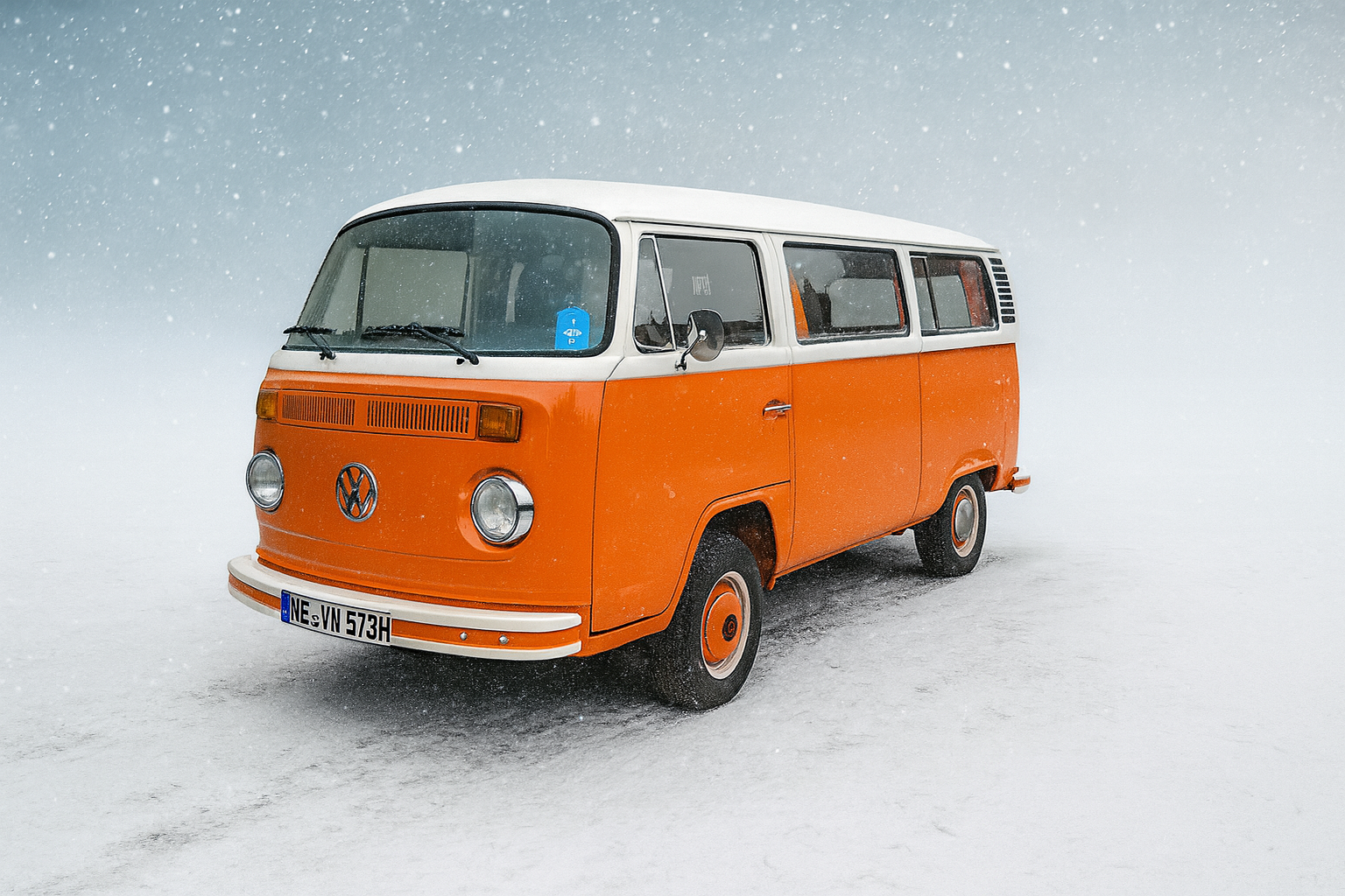 VW T2 Oldtimer in Außenansicht vor dem Camperausbau – Tischlerei Sudhoff Werl